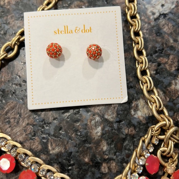 Stella & Dot - Picture 3 of 5
